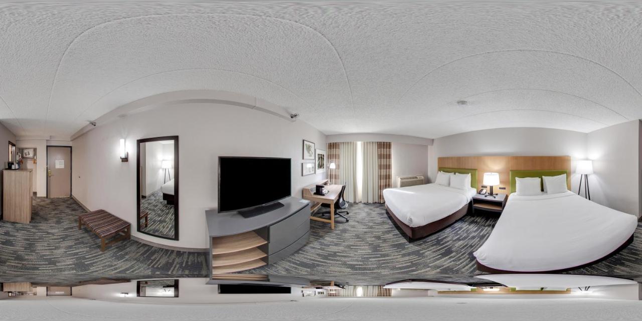 Wingate By Wyndham Lincoln Airport East Hotel Exterior photo